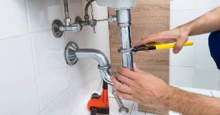 Сантехнические работы Красноуфимск цена 465 руб. Услуги сантехника